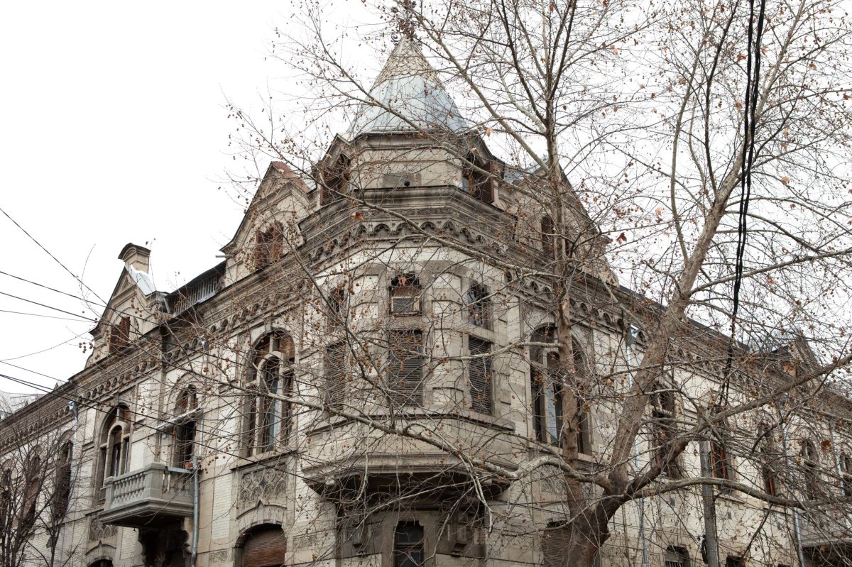 შენობა მოდერნული ‘’Art Nouveau“
